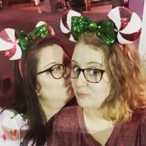 Meet your Posher, Leah